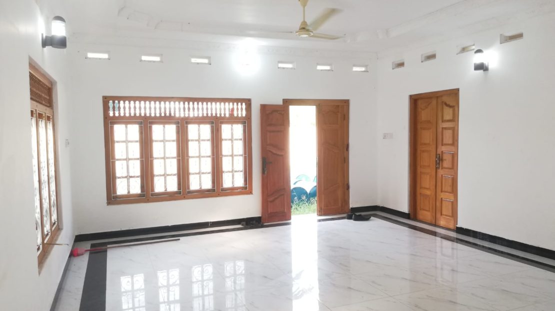 Beautiful house for sale in C, Ponnampalam Road, Jaffna. Re/Max North
