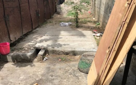 Shop For Sale in Kannathiddy Road, Jaffna