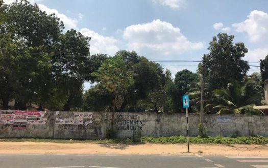 Land For Sale in Chundukuli (in front of St.Johns School)