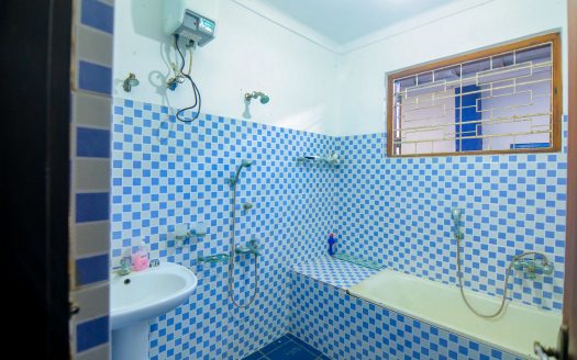 Famous and spacious Commercial Building For sale in Prime Location Jaffna.