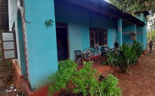 House and Land in Uduvil for sale.
