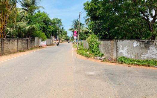 Land for sale near Mampalam Junction.