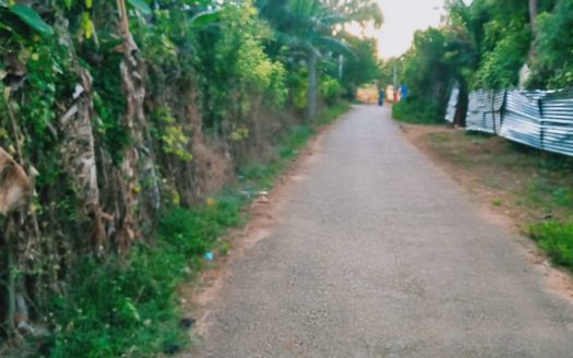 Land for sale in Urumpirai North.