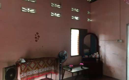 House for sale near Vaitheeswara junction.