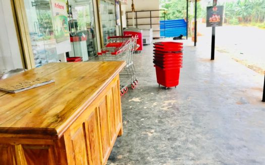 Food city and house for sale at Chunnakam road Puttur.