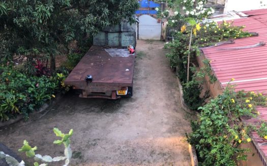 Land for sale with two houses in poonthoddam