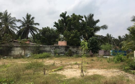 Land for sale in Kaithady East.