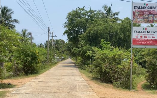Land for sale at Nilavely Beach Road