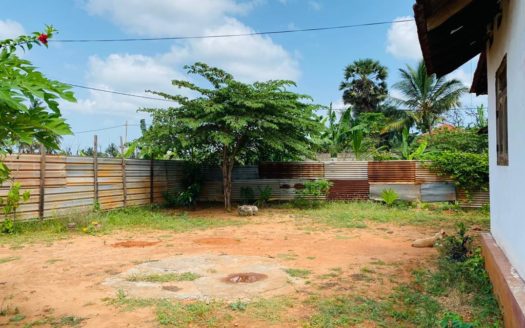 House with land for sale in Chunnakam