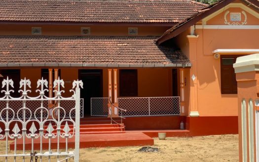 Beautiful house for sale 500 meters from kaddudai,manipay junction