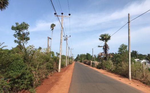 Land for sale at Achchelu Road (Neerveli Cross Road) near Punnalaikattuvan Junction
