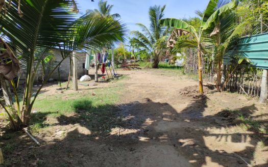 Shop with a small house for sale in Periya Parantan with a grinding mill