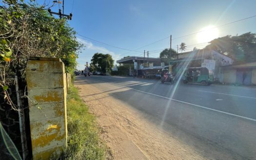 Land for sale in KKS road, chunnakam Town