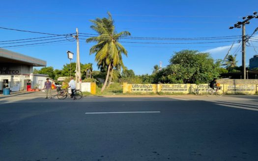 Land for sale in KKS road, chunnakam Town