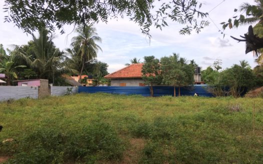 Land for sale in Kondavil