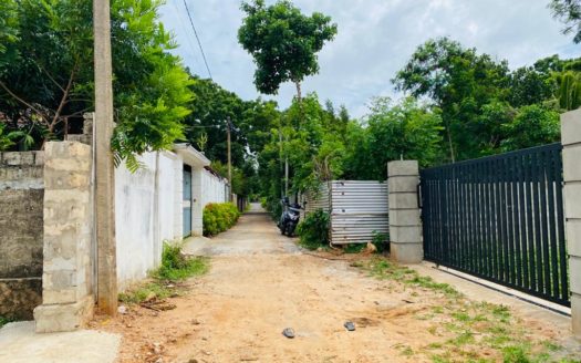 Land for sale in Thirunelvely.