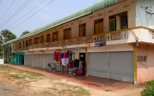 A shop block is for sale at Maruthankeni Junction