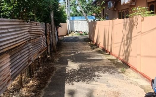 Thirunelveli manal tharai road in house for sale