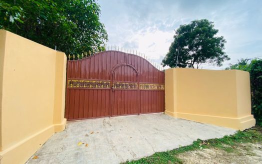Land with newly built house for sale in Sankarathai