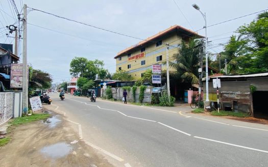 Guest house 4 Story Building for Sale in Palali Road