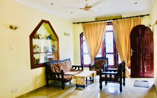 3 storey house for sale in Wellawatha W/A Silva Mawatha.