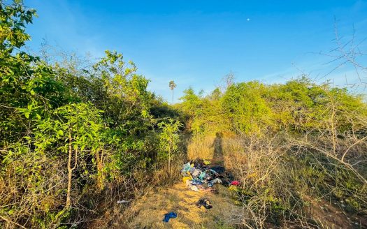 Land for sale in Mavittapuram. (Veemankamam)
