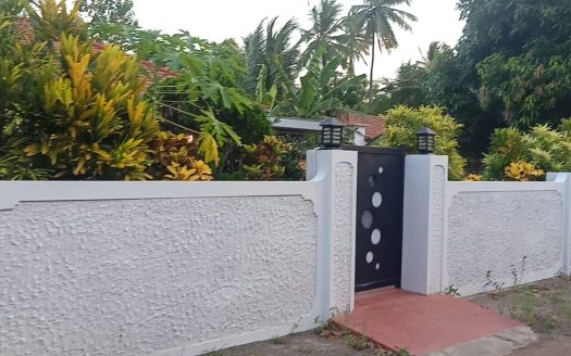 House for sale with furnitures in Sillalai main road