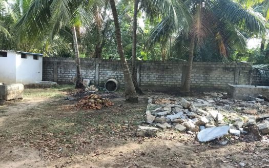 House for sale in Tholpuram