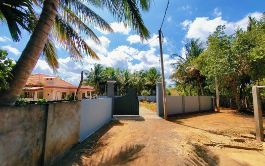 Furnished house for sale in Thellippalai.