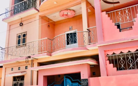 3 storey house for sale in Gurunagar