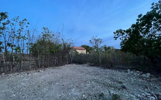 Land for sale in near the bank of ceylon Nainativu