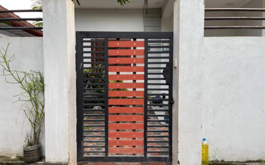 Luxury house for sale in Navalar Road Mudaliyar Lane
