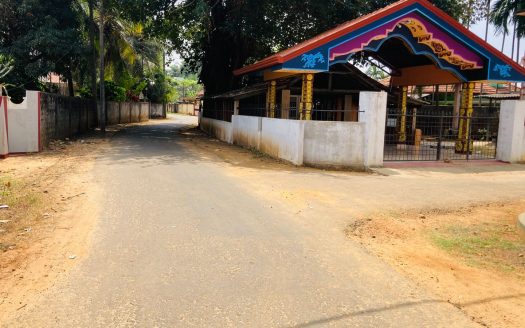 Land with old house for sale in Urumpirai Vagaiyadi