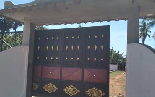 Farm land for sale 50 meters from Nilavarai junction. 👇