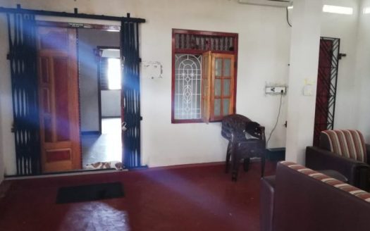 House for sale in A9 Road, Ariyalai