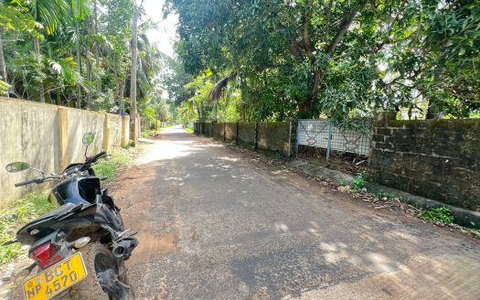 House for sale in Tholpuram