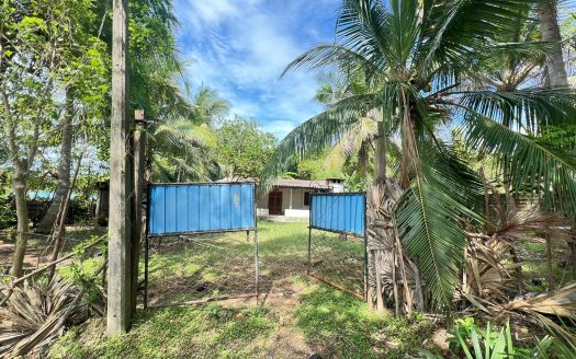 House for sale in Tholpuram