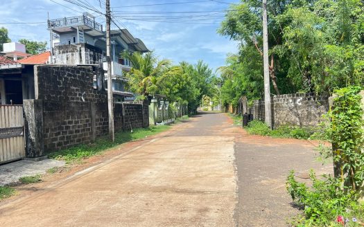 House for sale in Tholpuram