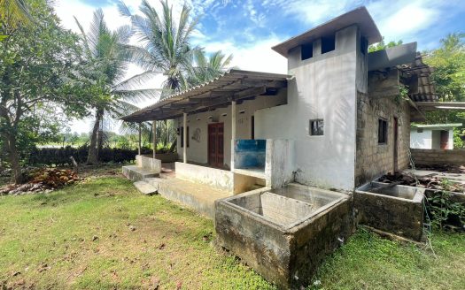 House for sale in Tholpuram