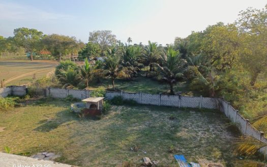 Commercial building for sale with 4 shops,Land  and a supermarket  in Alampil Mullaitivu