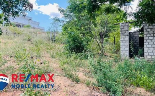 Land for sale in Alesgarden Trincomalee.