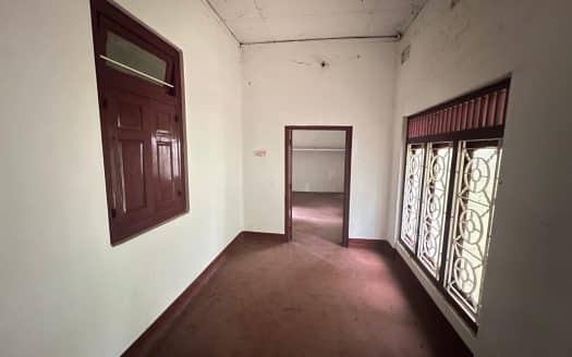 House for sale in Thavady