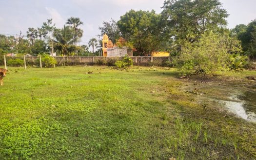 Land for sale in Kaithadi main road