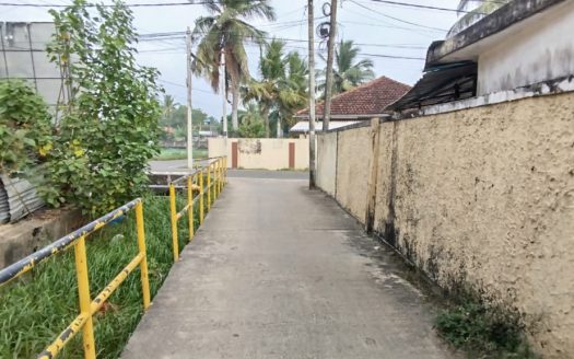 House for sale in Chundukuli.