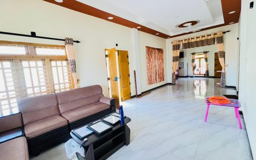 House for sale in Kokkuvil.