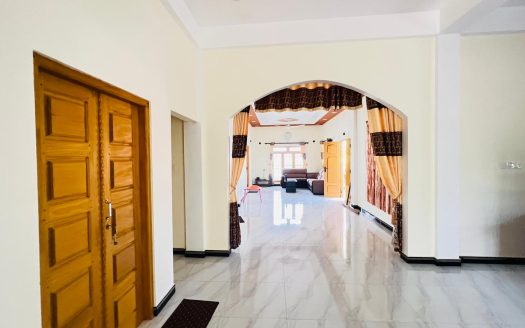 House for sale in Kokkuvil.