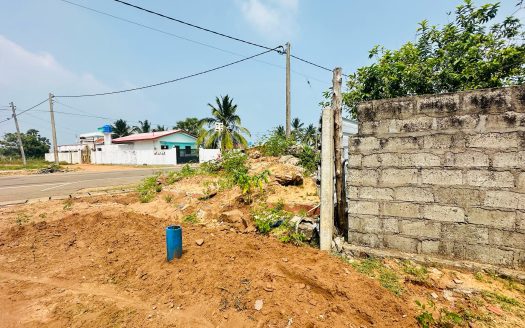 House for sale in Mullaitheevu 500 meters from HNB Bank