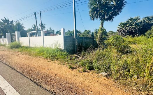 Nunavil A9 road facing land for sale