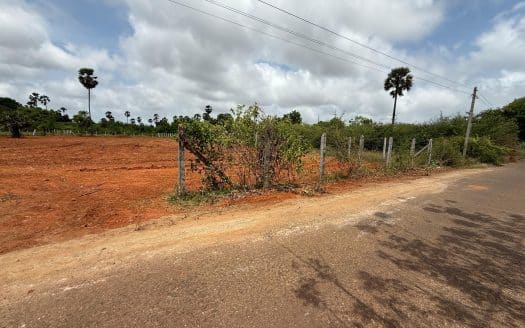 Land for sale in Thyiddy 👇