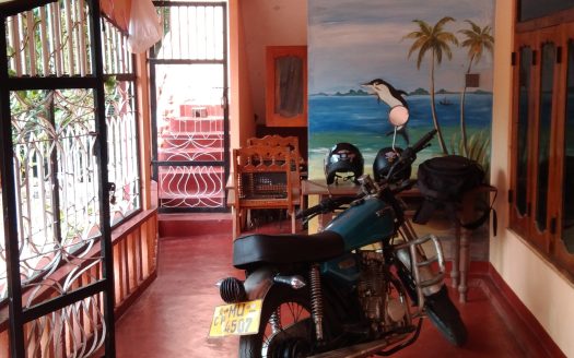 House for sale with land in Inuvil.